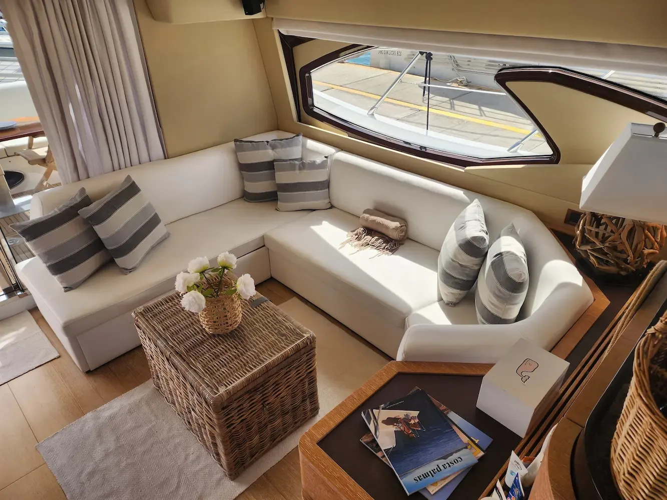 Detalle de 65 Ft Azimut Encore 3